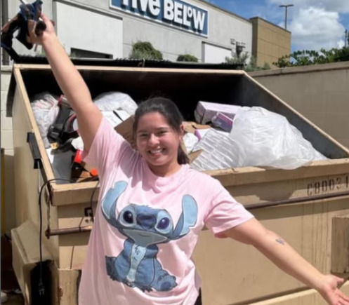 Colombiana en Estados Unidos ha ganado dinero recuperando productos desechados