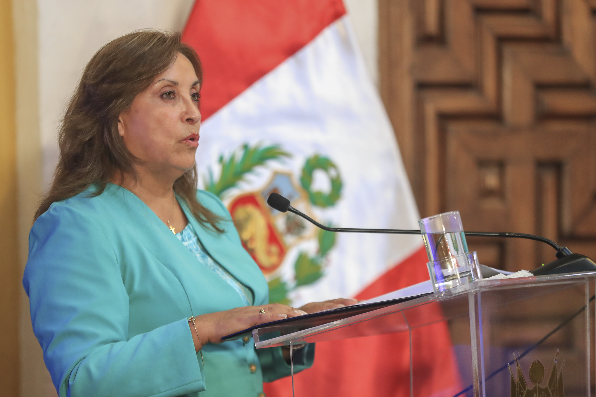 Dina Boluarte denuncia ataques por “misoginia”