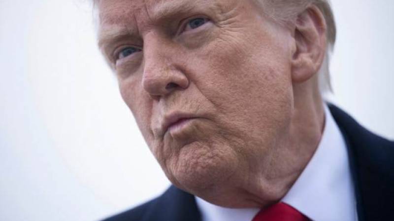 EE. UU. planea prohibir viajes de 43 países y restringir visados