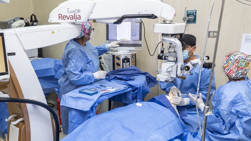 EsSalud invierte más de S/ 10 mil millones en infraestructura y equipamiento médico