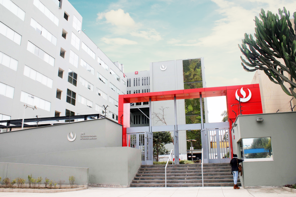 Indecopi multa a UPC por hacer que alumno pierda 1 ciclo académico