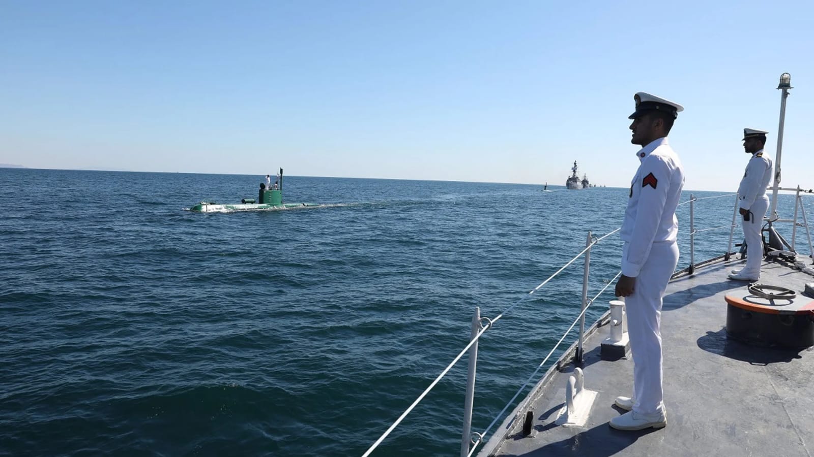 Irán, Rusia y China harán ejercicios militares conjuntos