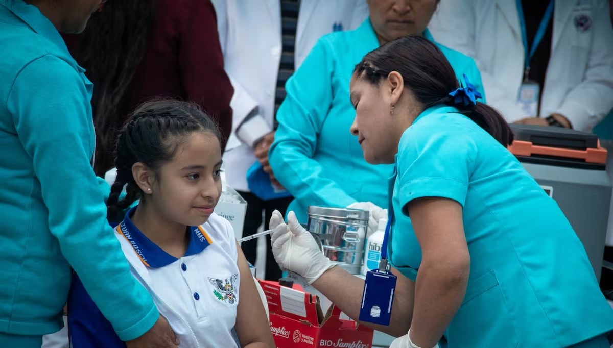 Junín inicia vacunación contra el VPH para menores de 9 a 18 años