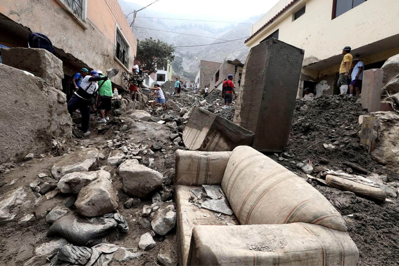 Lluvias y huaicos causan destrozos en Trujillo