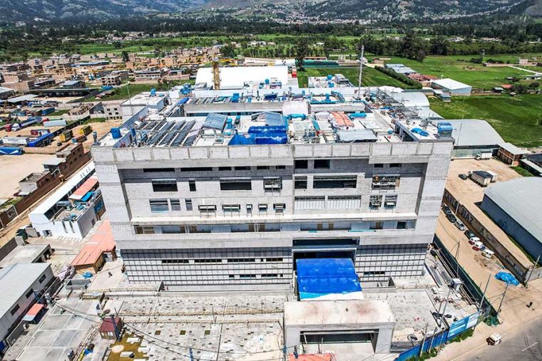 EsSalud invierte más de s/10 mil millones para modernizar hospitales y equipos médicos