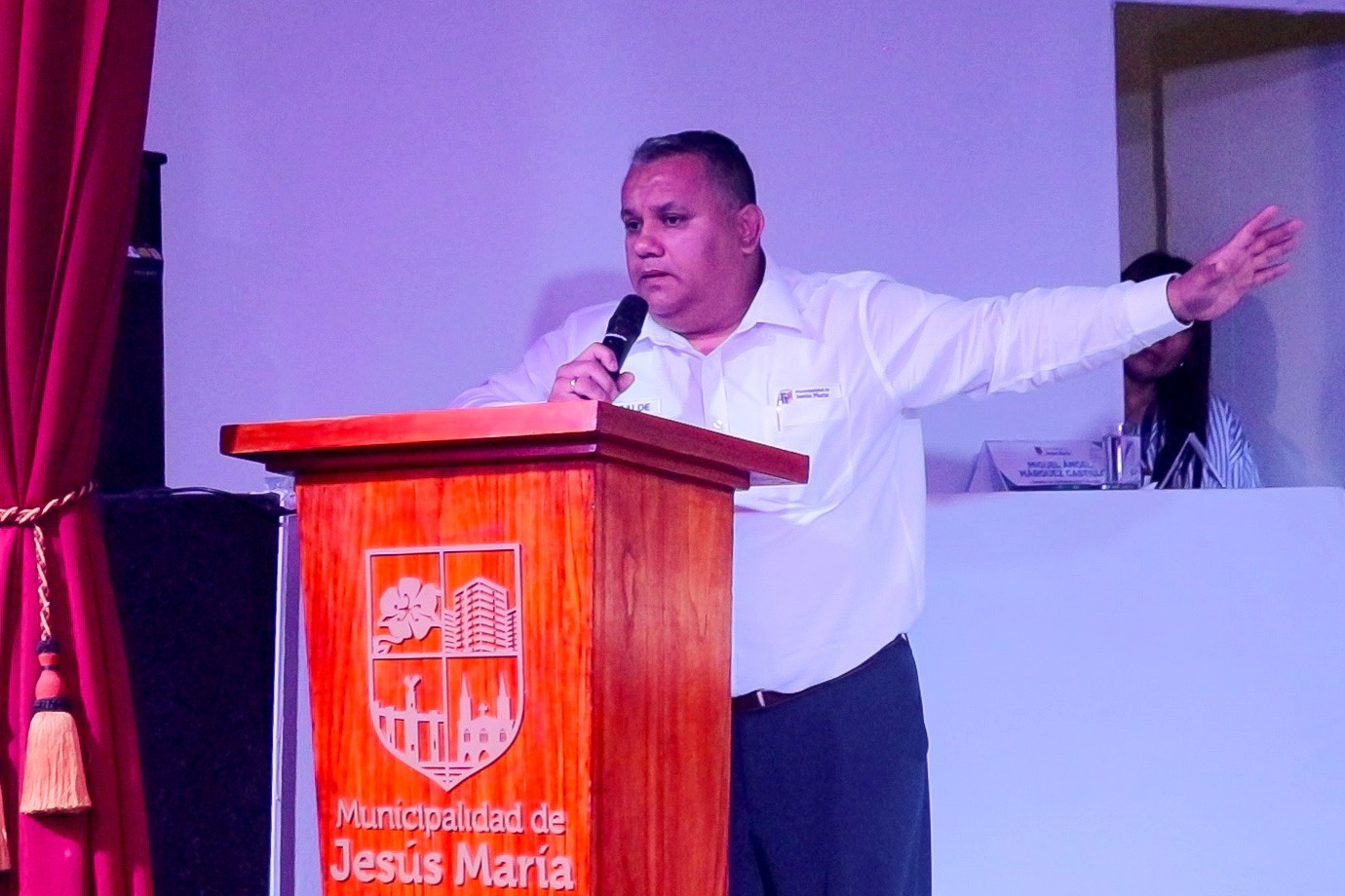 Alcalde de Jesús María, Jesús Gálvez, presentó proyecto de mejoramiento y rehabilitación del Campo de Marte