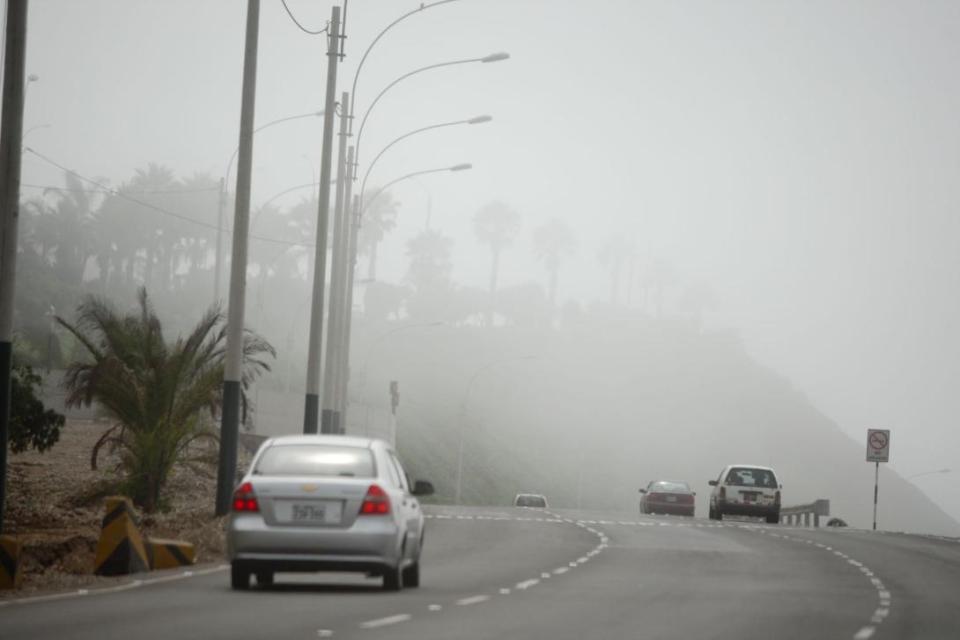 Fuertes vientos ponen en alerta a 27 provincias