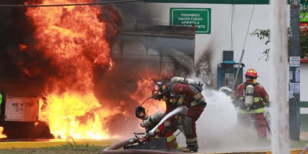 Arequipa: Cisterna de combustible se incendia y deja un muerto