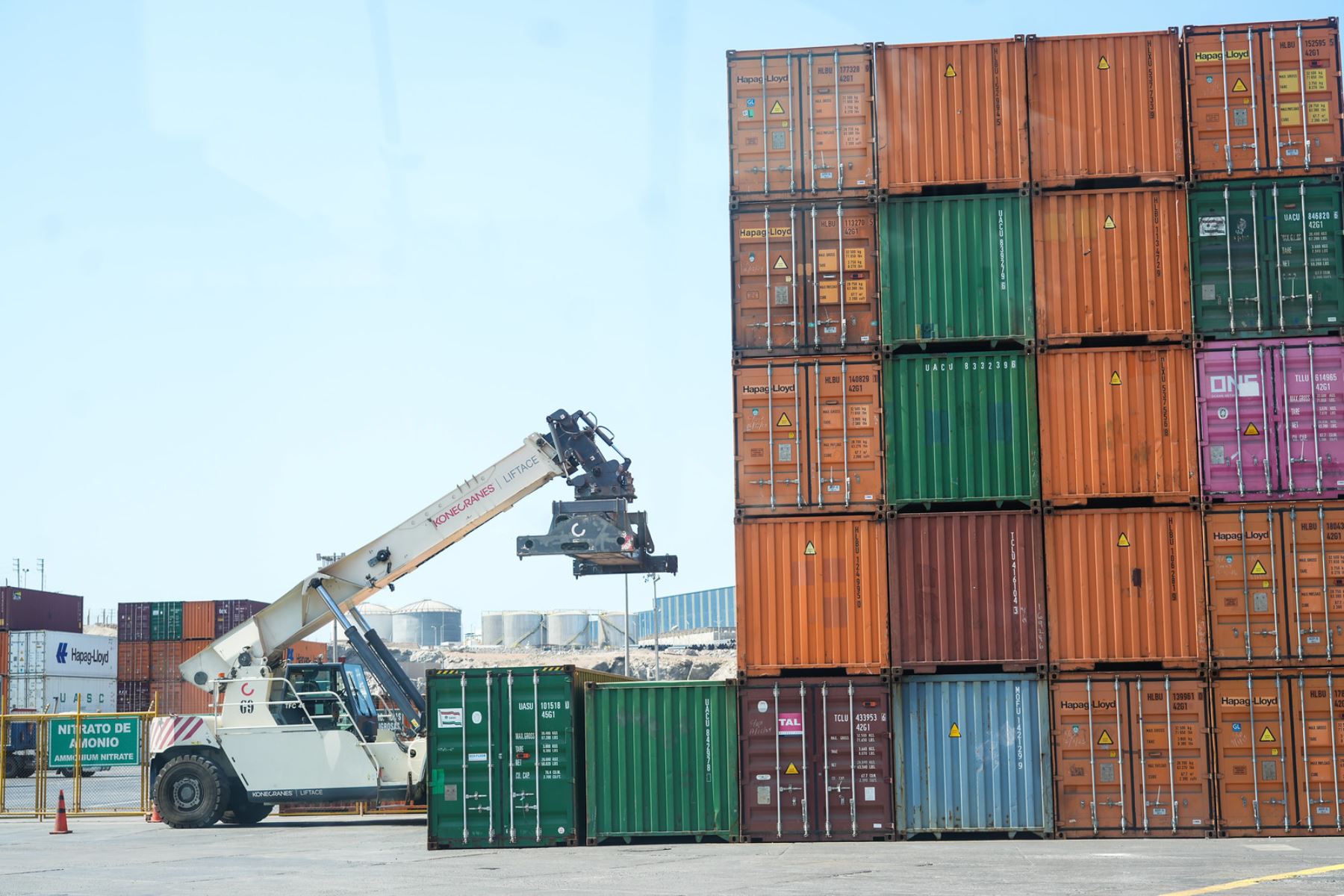 Jefe del Gabinete resalta crecimiento del 30.7% en exportaciones