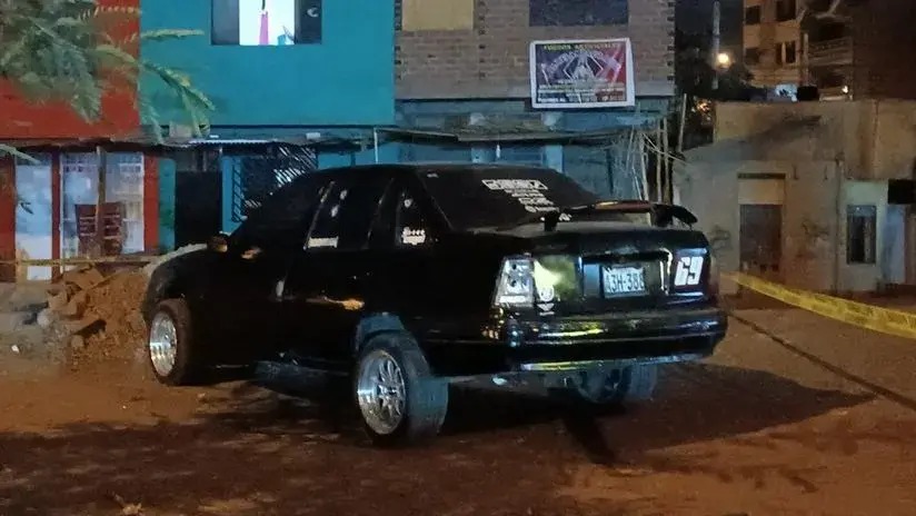 Delincuentes acribillaron a familia que se encontraba en un auto