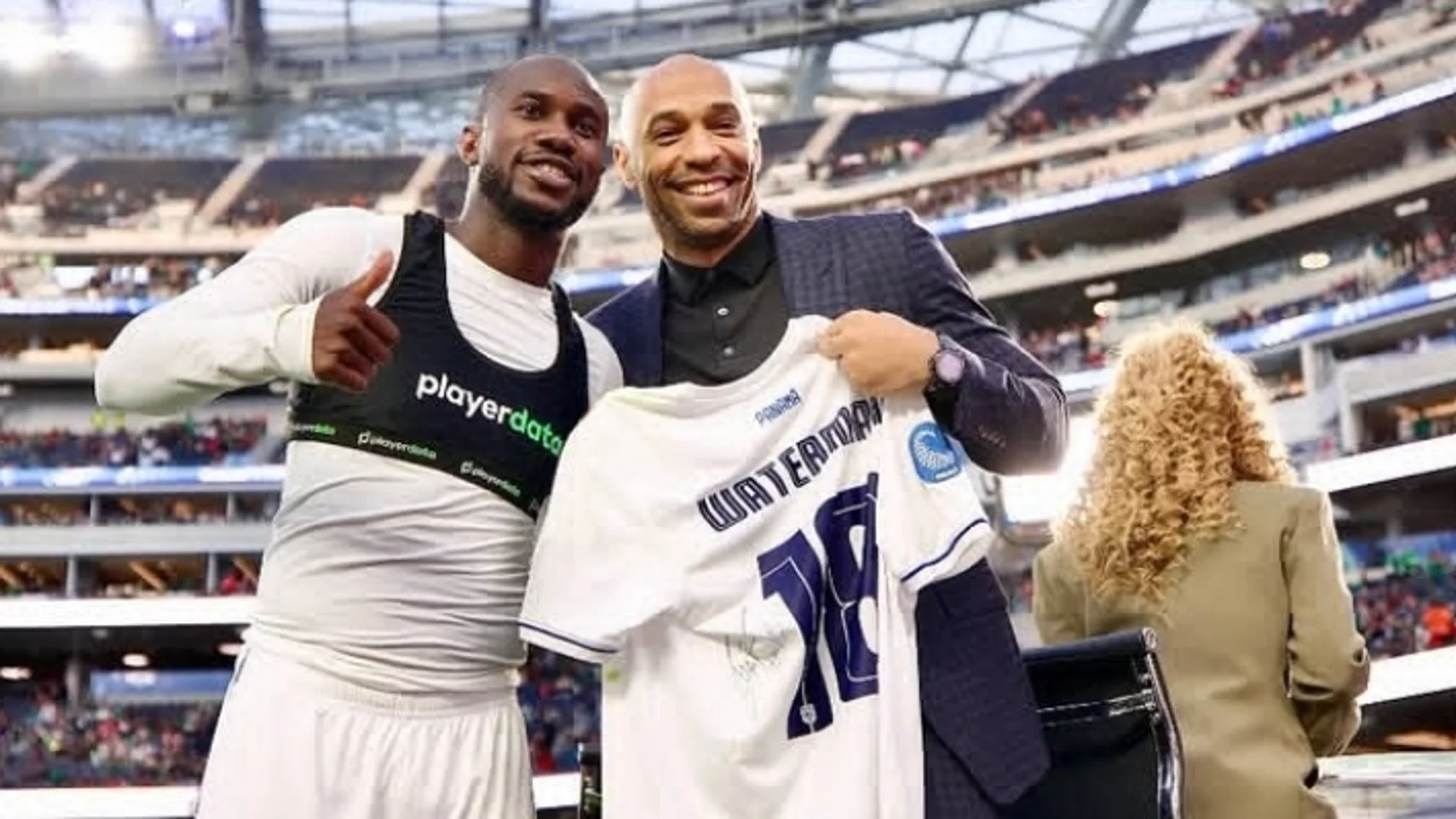 Cecilio Waterman destronó a EE.UU y celebró con Henrry