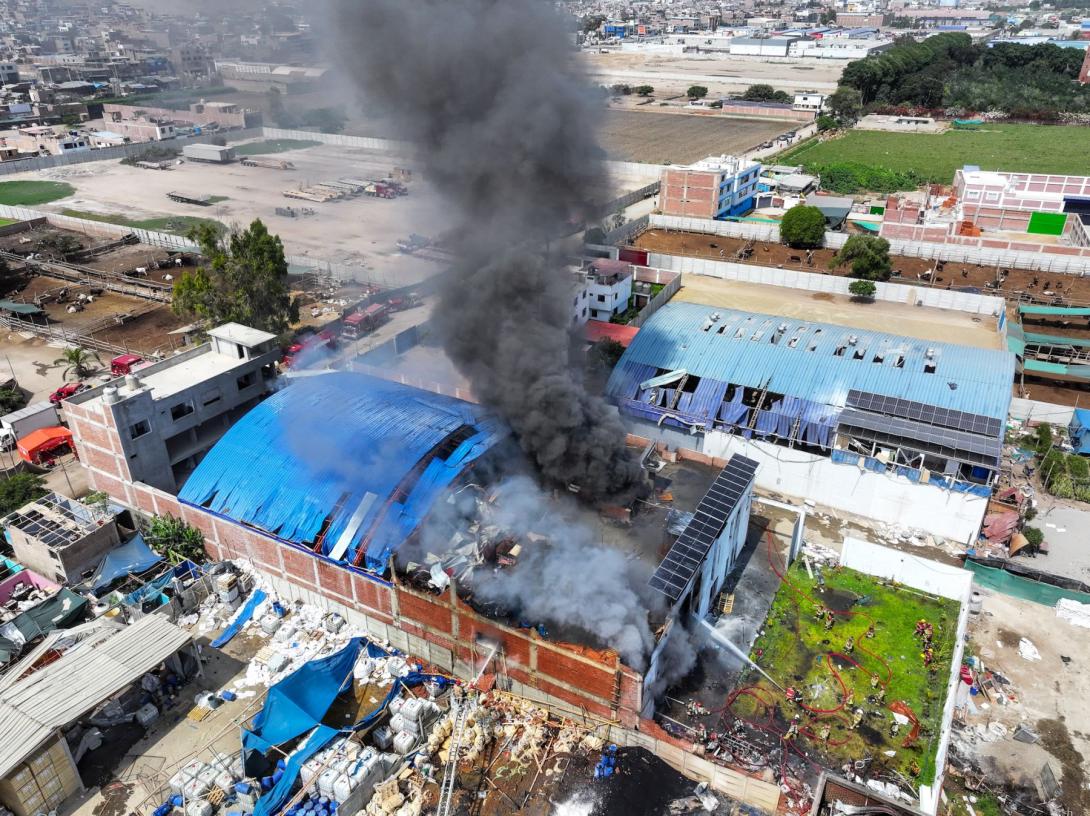 16 personas fueron hospitalizadas por el incendio en Lurin