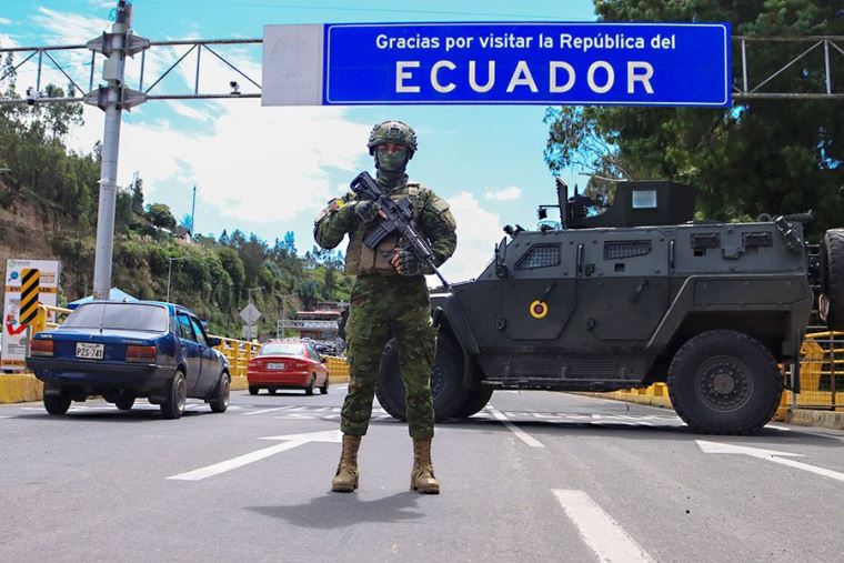 Ecuador blinda sus fronteras y decreta estado de excepción