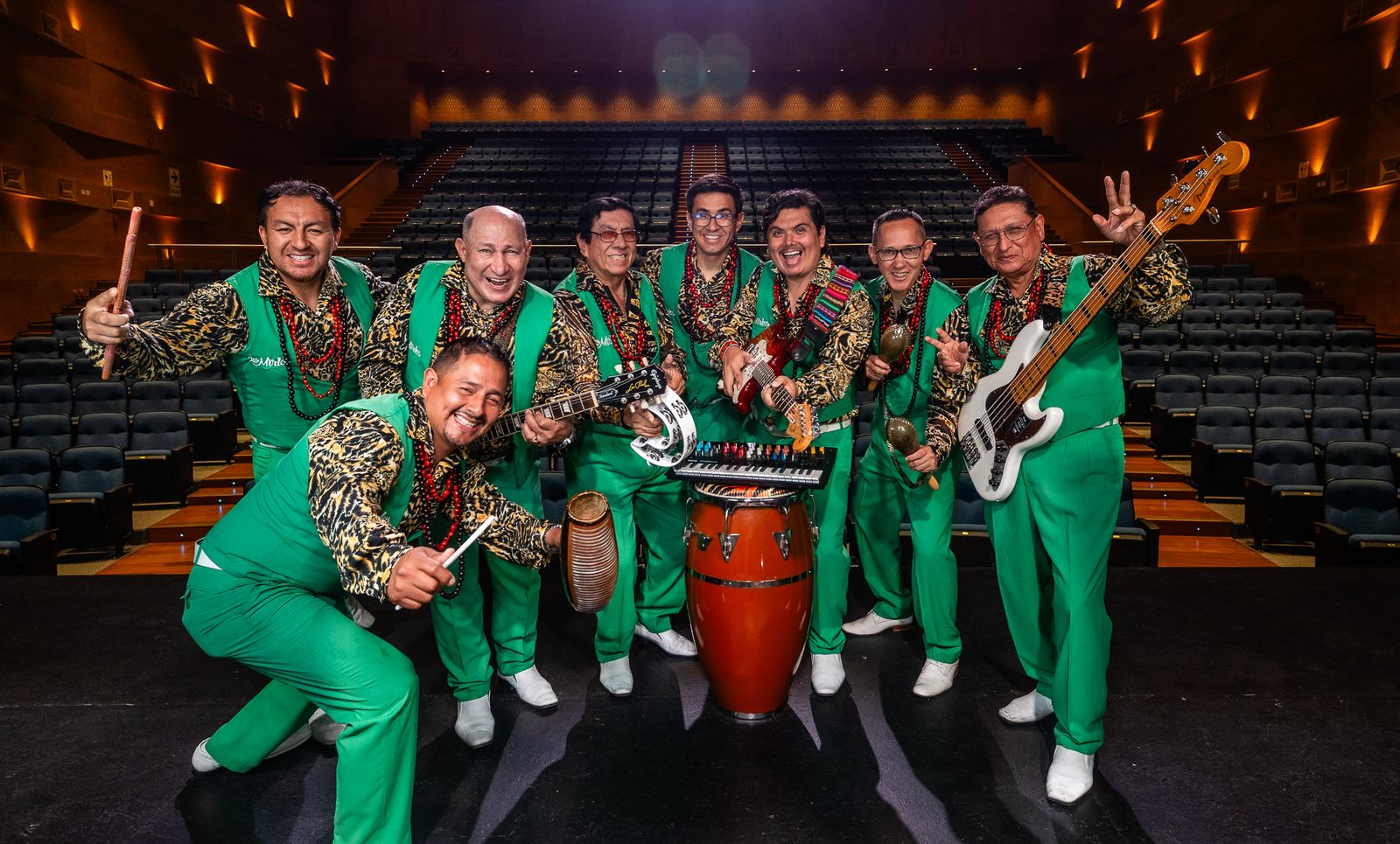 Los Mirlos celebran su éxito en Coachella con un concierto en Lima