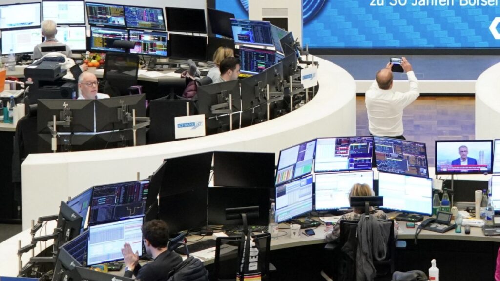 Lunes negro en las bolsas por temor a una recesión global