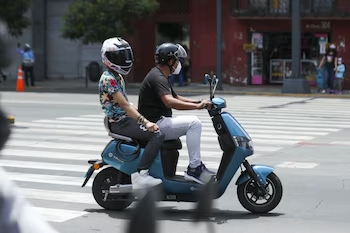 Restricción de pasajeros en motos solo aplica a delivery