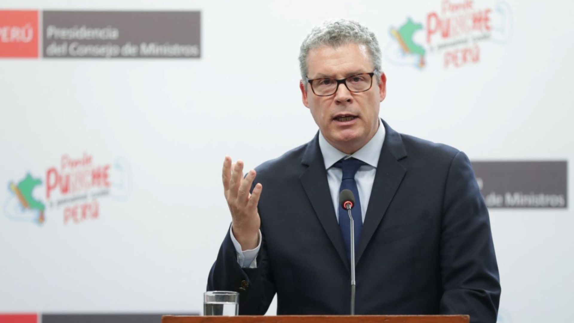 Ministro de educación menciona que no es necesario el ingles fonético