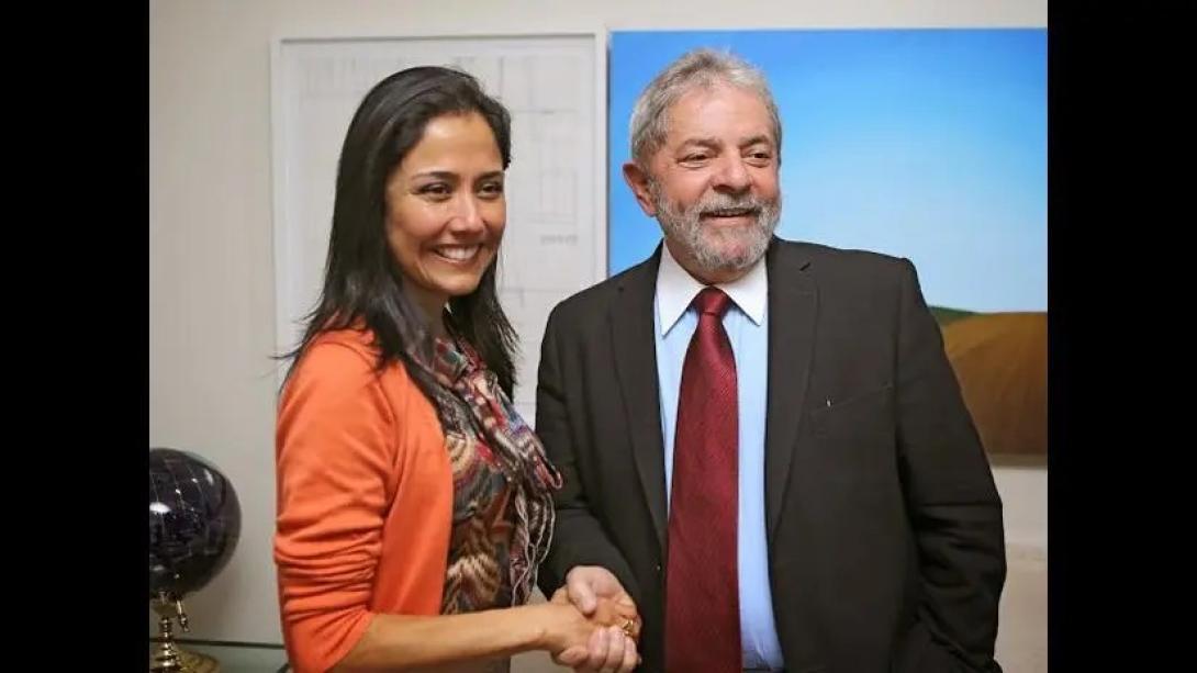 Nadine Heredia llegó a la base aérea de Brasilia como asilada