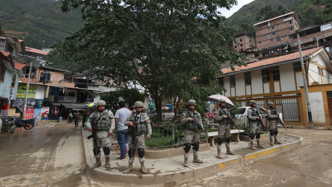 Un policía murió tras ser atacado a balazos en un bar de Pataz