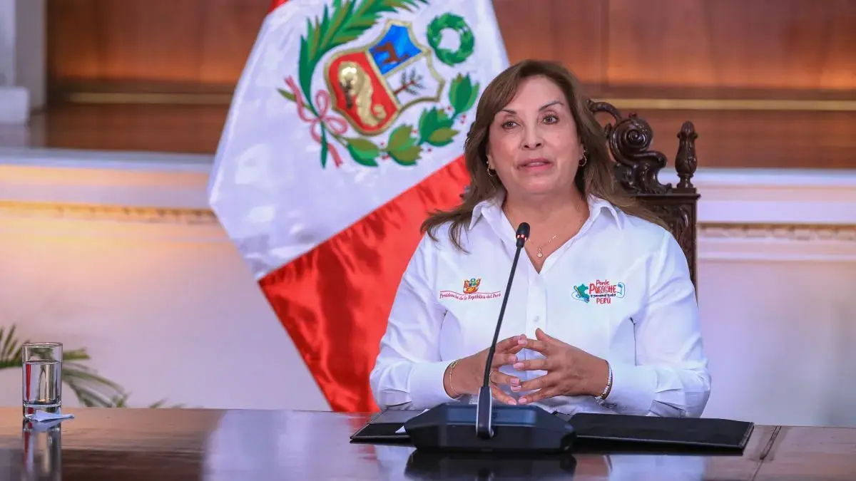 Fiscalía presentó cinco denuncias constitucionales a Dina Boluarte