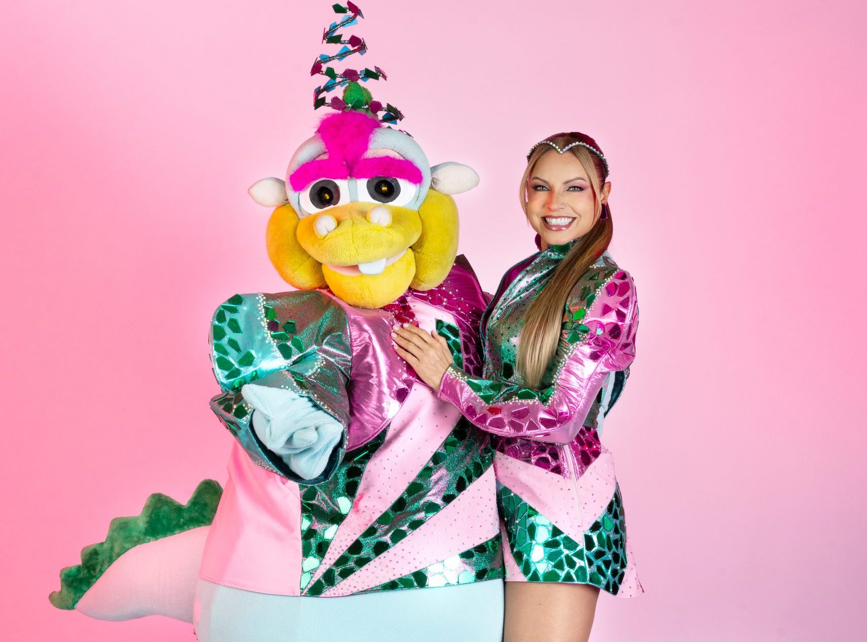 Karina y Timoteo cumplen 30 años y lo celebran en grande