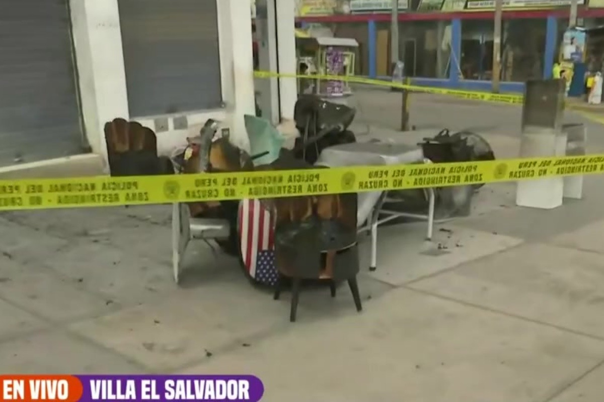 Queman negocio en Villa El Salvador