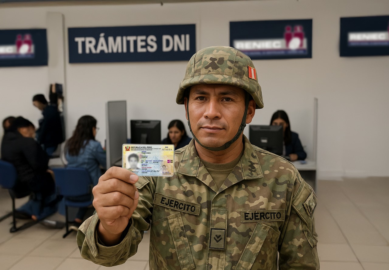 Reniec entrega DNI electrónico a 30 mil miembros de las FF.AA.