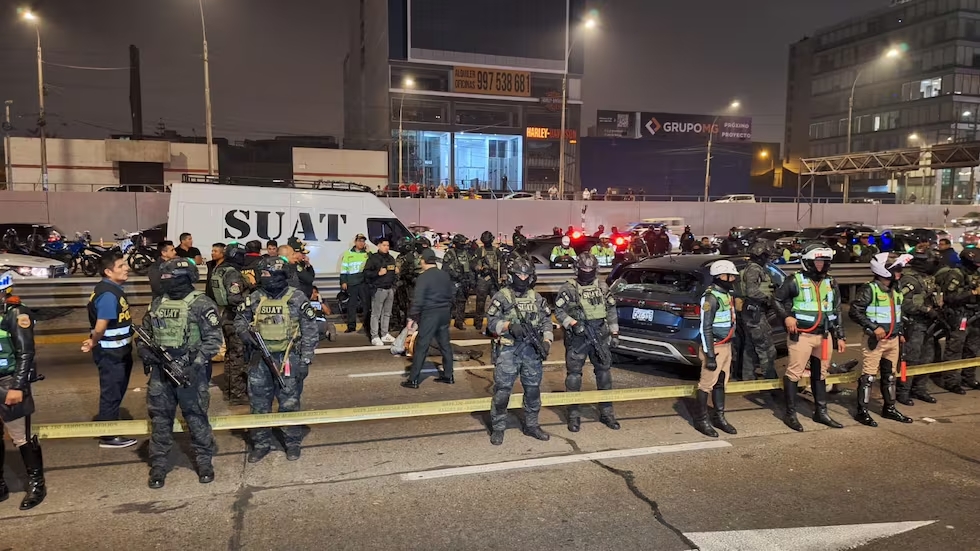 Balacera en la Vía Expresa deja policías heridos
