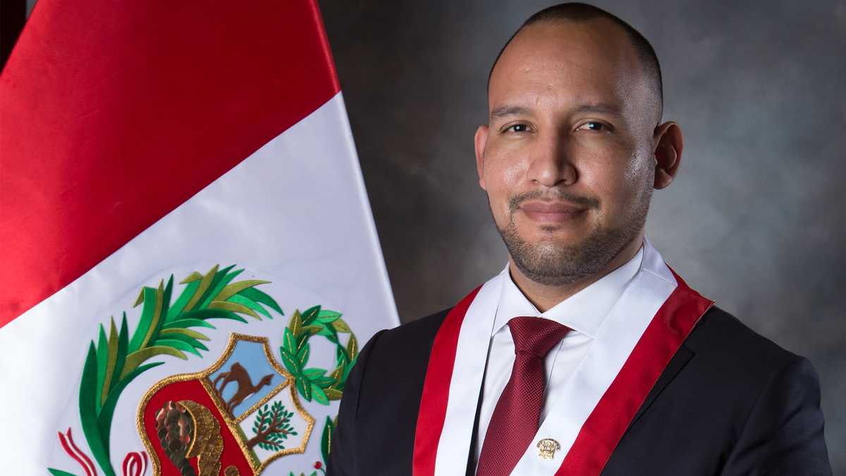 Muñante respalda modificación del sistema penal juvenil