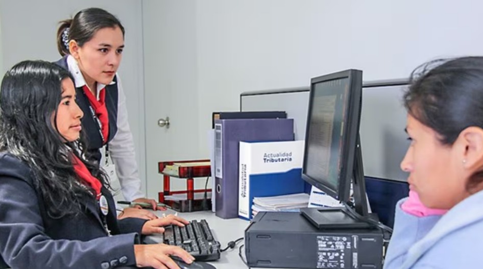 Fijan una nueva edad máxima para trabajar en el sector público