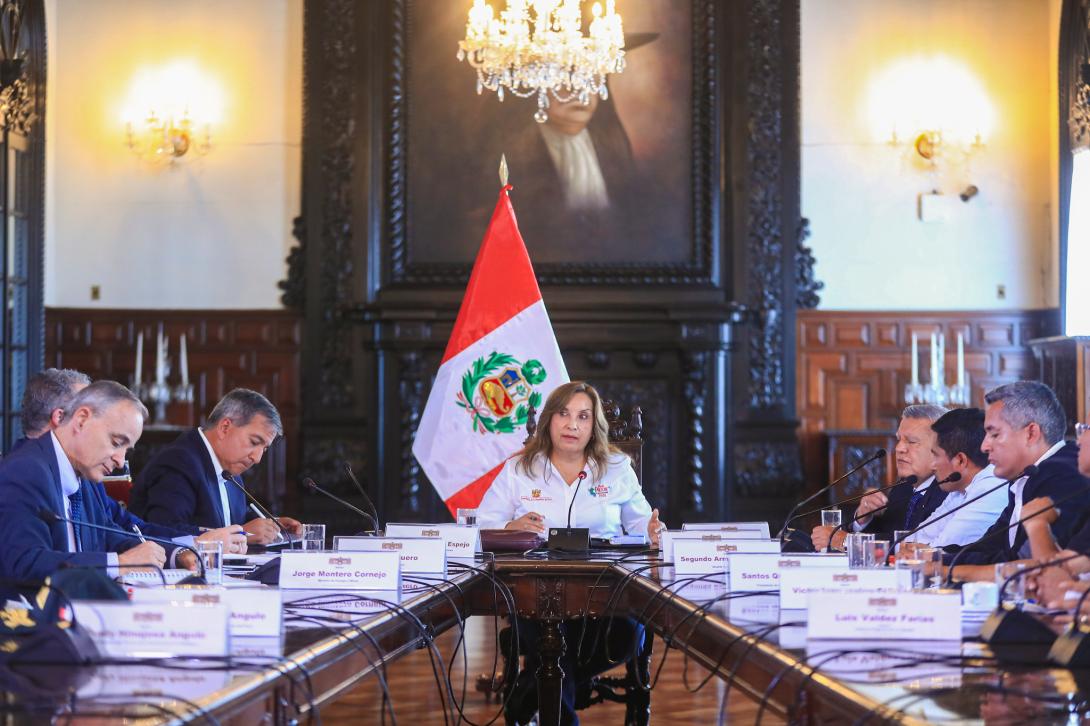 Dina Boluarte cierra toda actividad minera en Pataz tras masacre