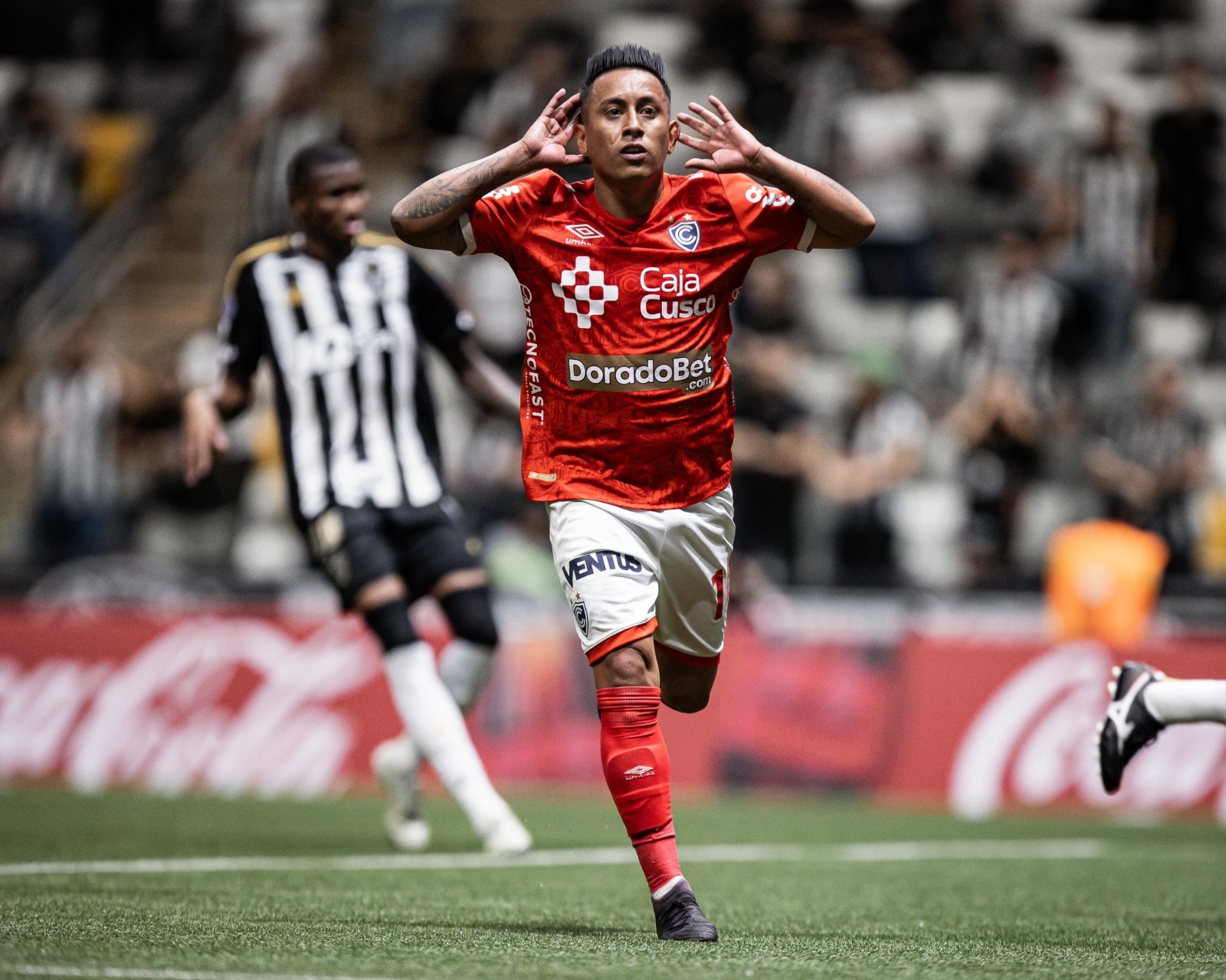 Cienciano demandará a Emelec por Cueva