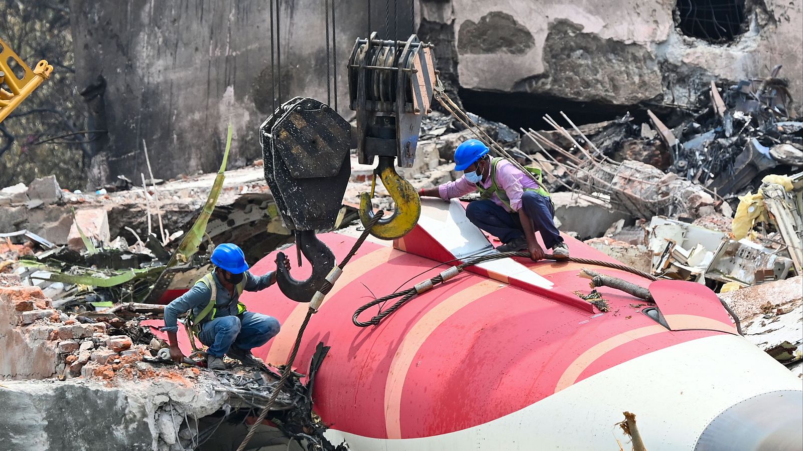 Hallan segunda caja negra de avión siniestrado en India