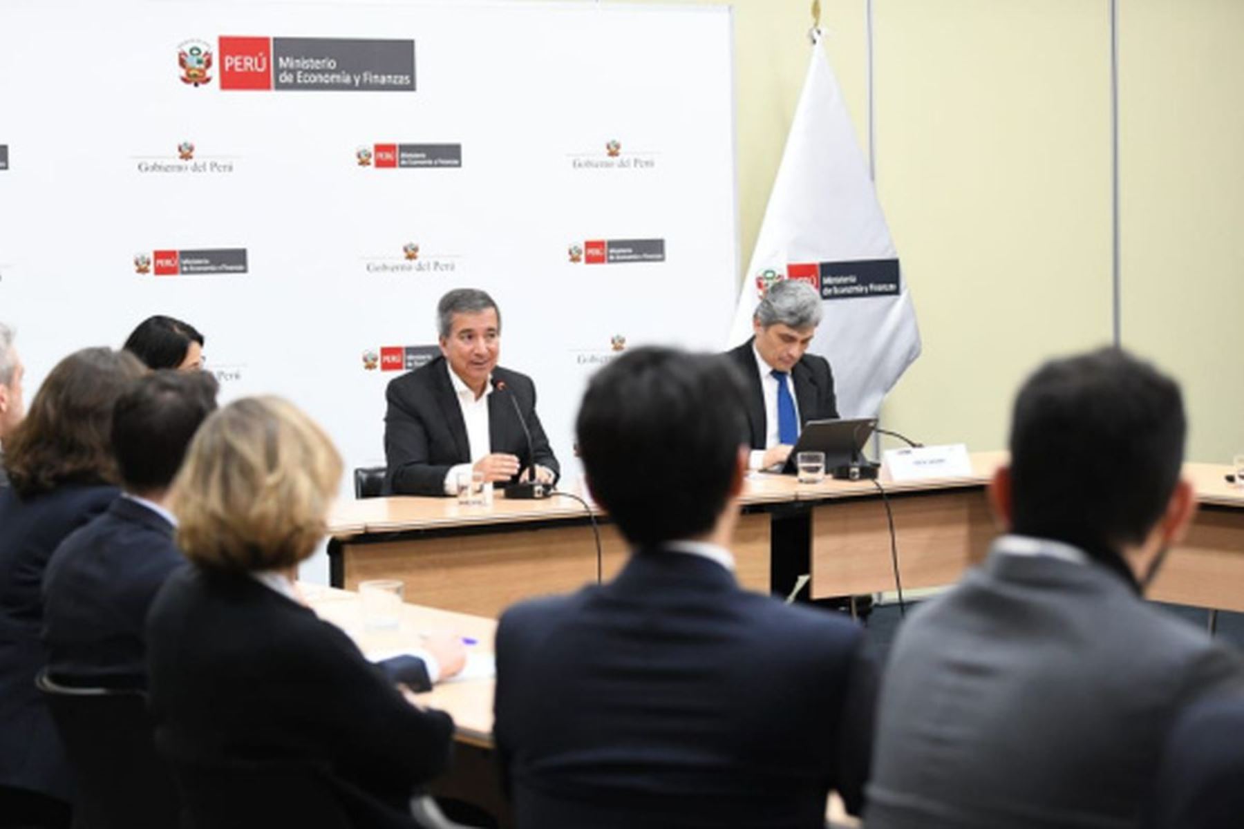 MEF asegura que inversión privada será el motor de la economía