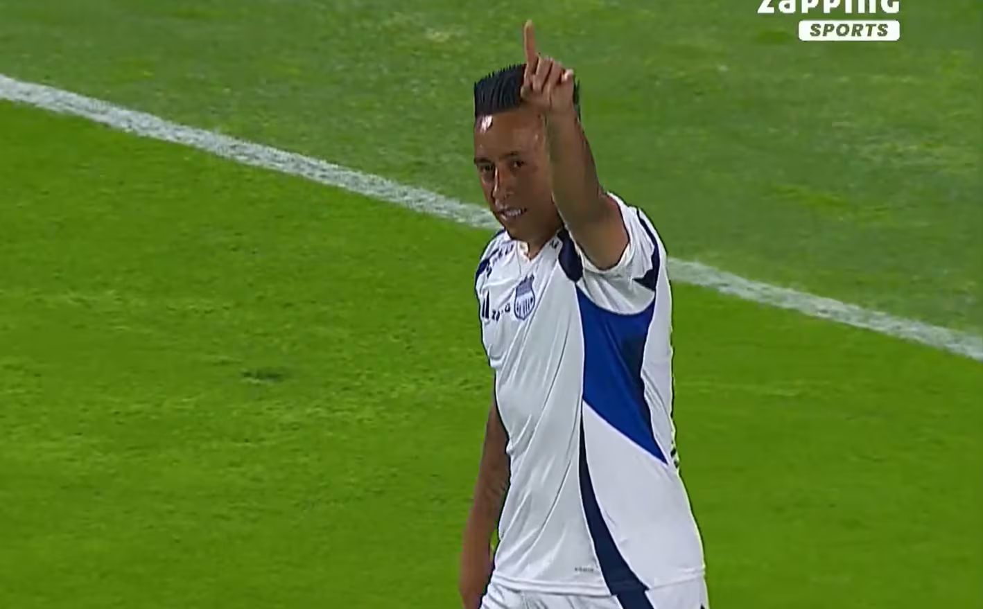 Christian Cueva se estrena como goleador en Emelec