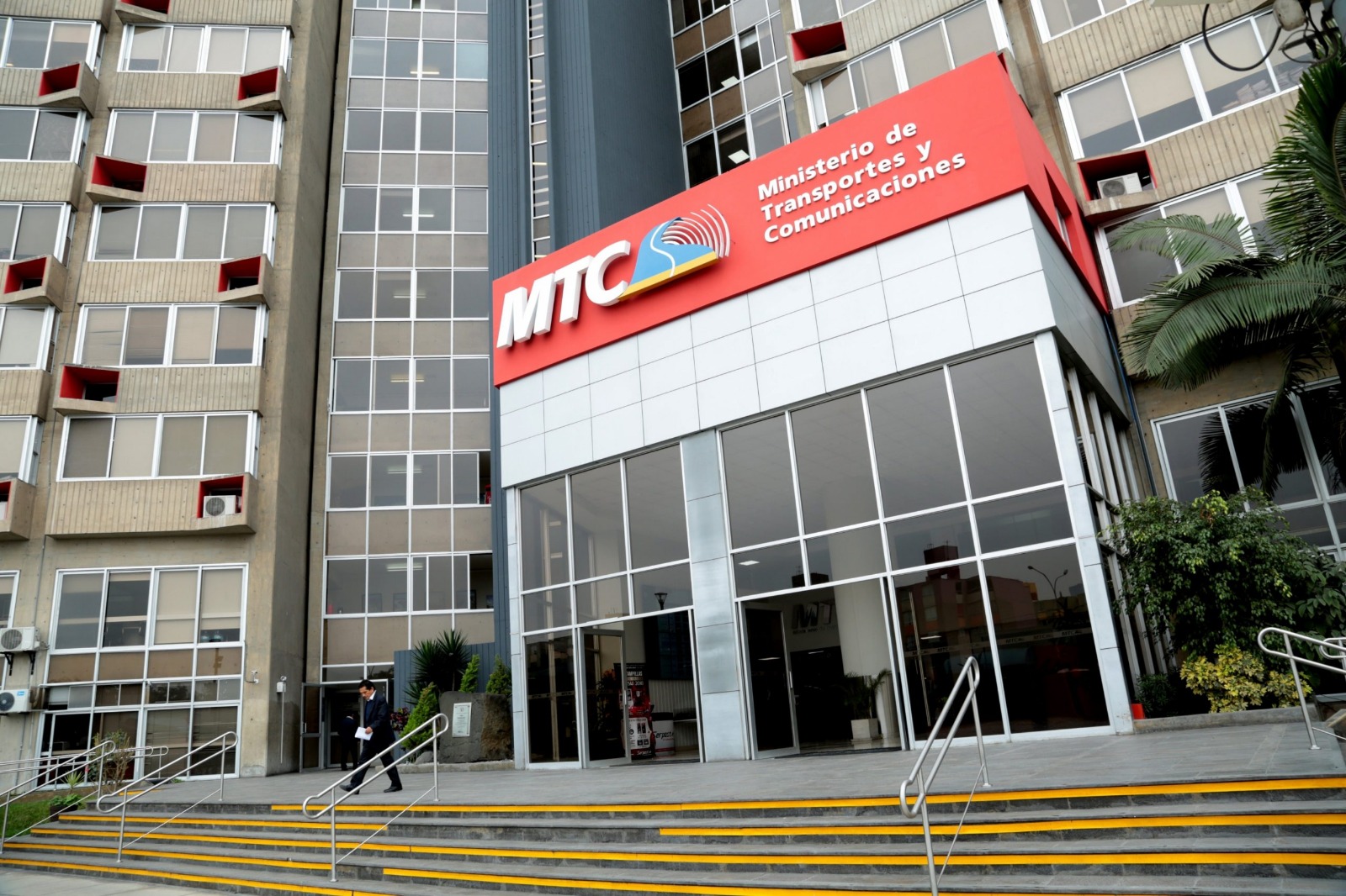 MTC denuncia presuntas irregularidades en licitación