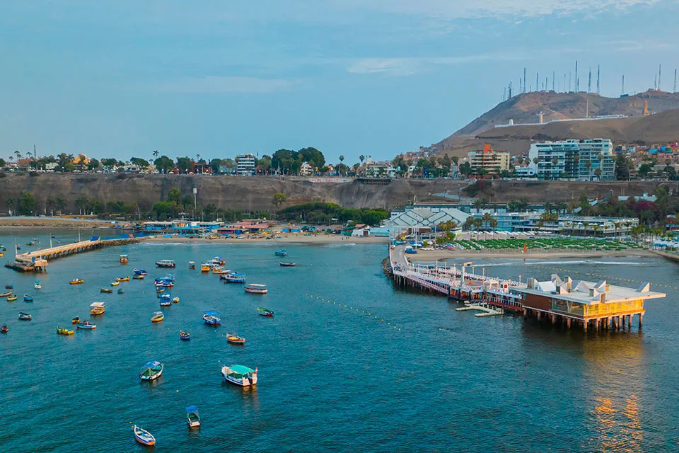 Chorrillos renueva Playa Pescadores para impulsar turismo