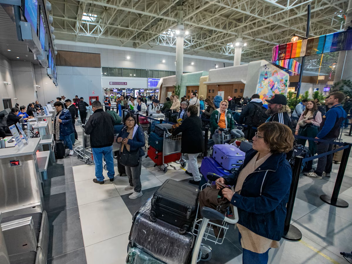 Quejas y demoras en nuevo Aeropuerto Jorge Chávez