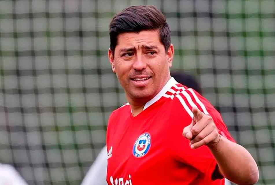 Nicolás Córdova dirigirá a Chile tras la salida de Ricardo Gareca.