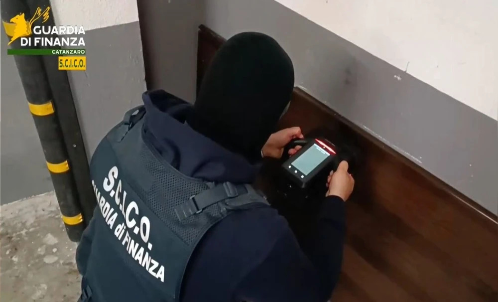 Cae en Italia red que introdujo una tonelada de droga de Perú