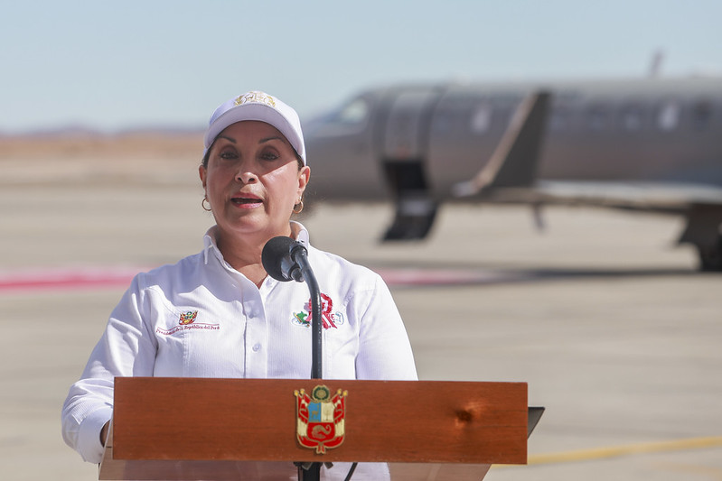 Ya hay ocho proyectos  para eliminar el nuevo  sueldo de Dina Boluarte
