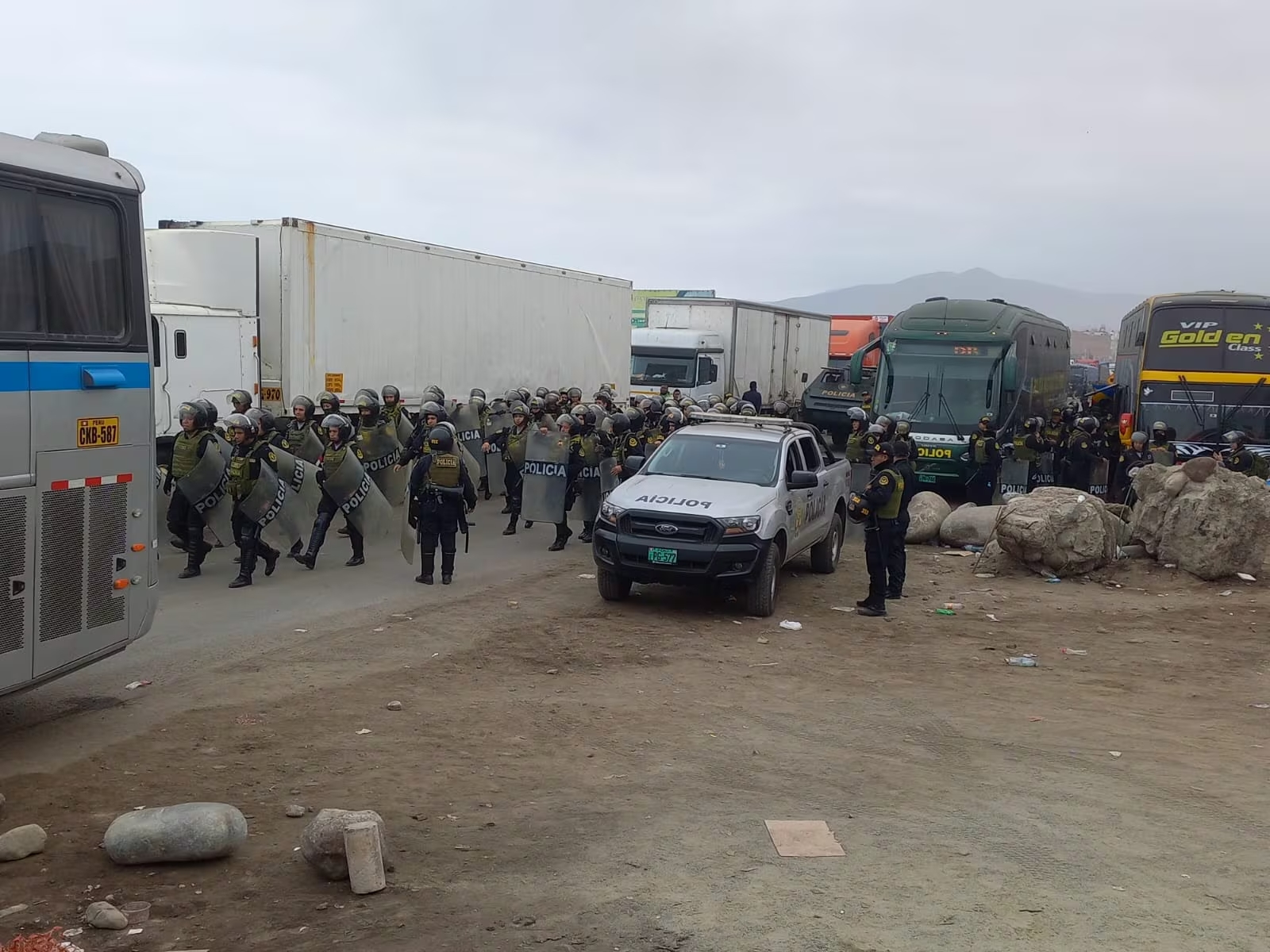 Fiscalía abre investigación por muerte en protestas de mineros en Chala