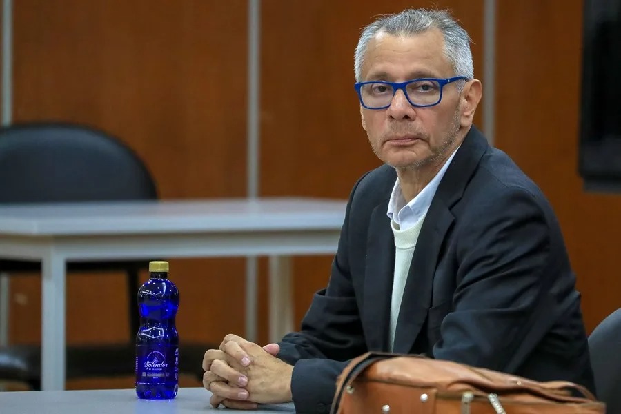 Jorge Glas es condenado a 13 años de cárcel