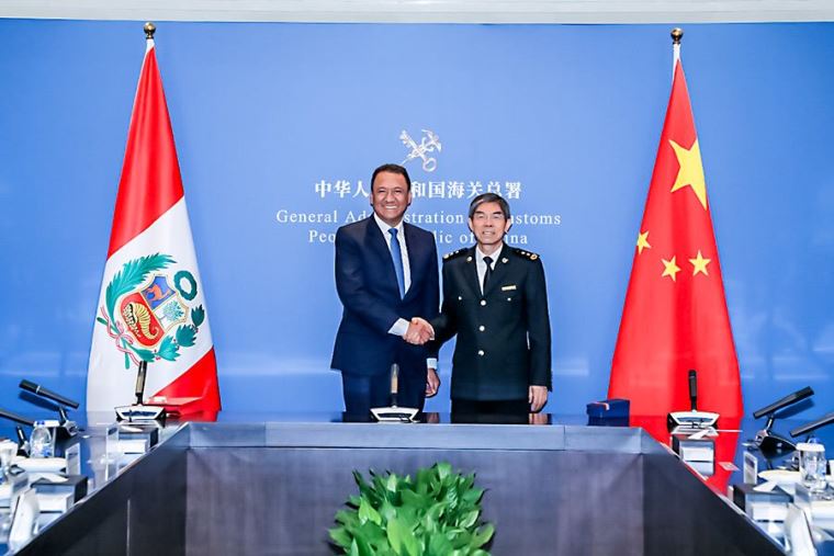 Granada y Banano Orgánico Peruanos en la Mira de China