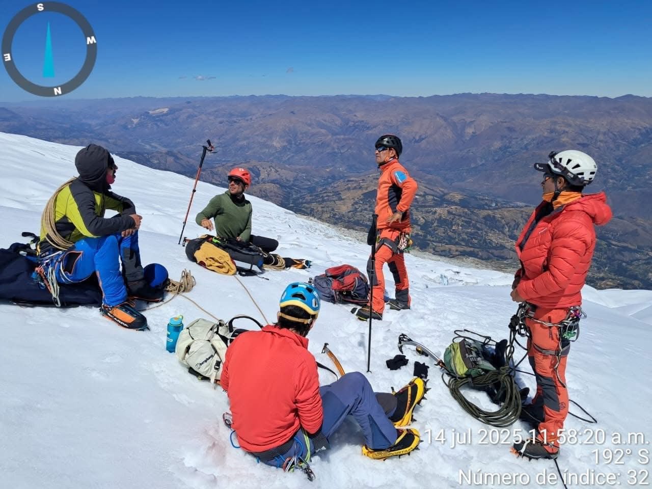 Tres alpinistas españoles fueron rescatados en el nevado Huascarán