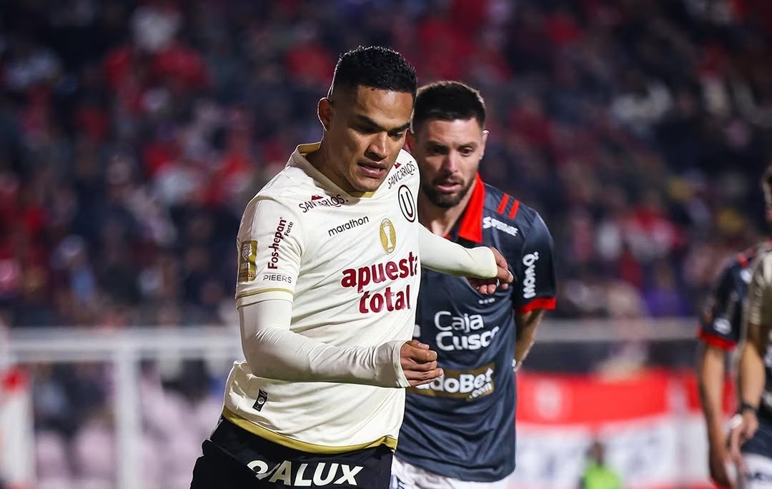 Universitario empató 1-1 con Cienciano