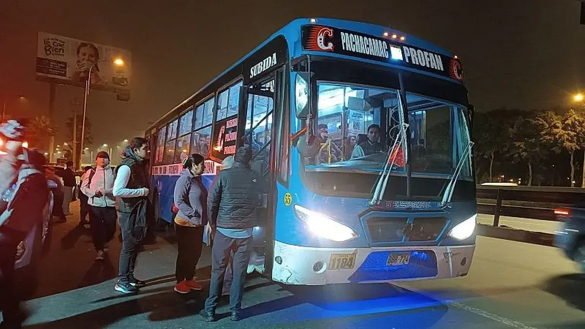 Flujo normal de vehículos a pesar del paro de transportistas