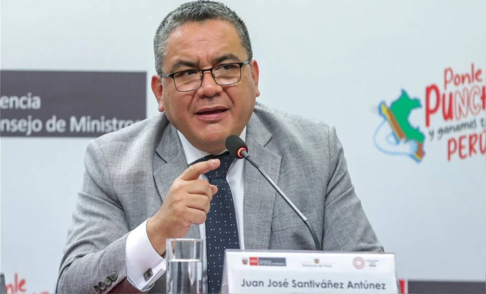 Santiváñez pide al PJ ordenar a Fiscalía concluir investigación preliminar en su contra