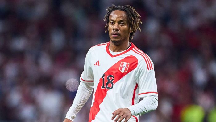 André Carrillo quiere jugar en Universitario