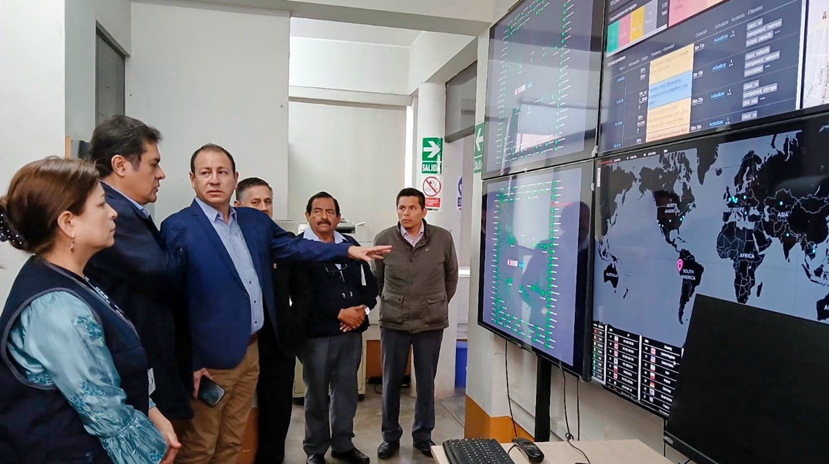 DIRIS Lima Este supervisa en tiempo real todos sus establecimientos con moderno Centro de Monitoreo